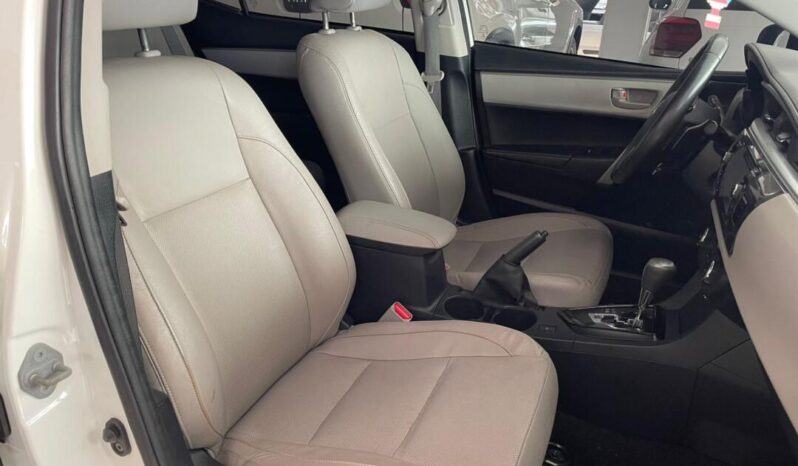 Toyota Corolla completo