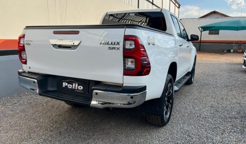 Toyota Hilux completo