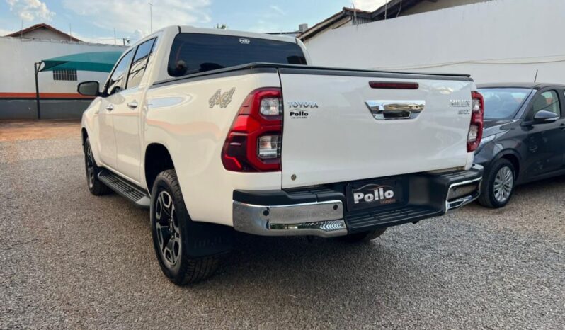 Toyota Hilux completo