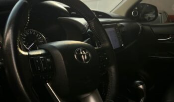 Toyota Hilux completo