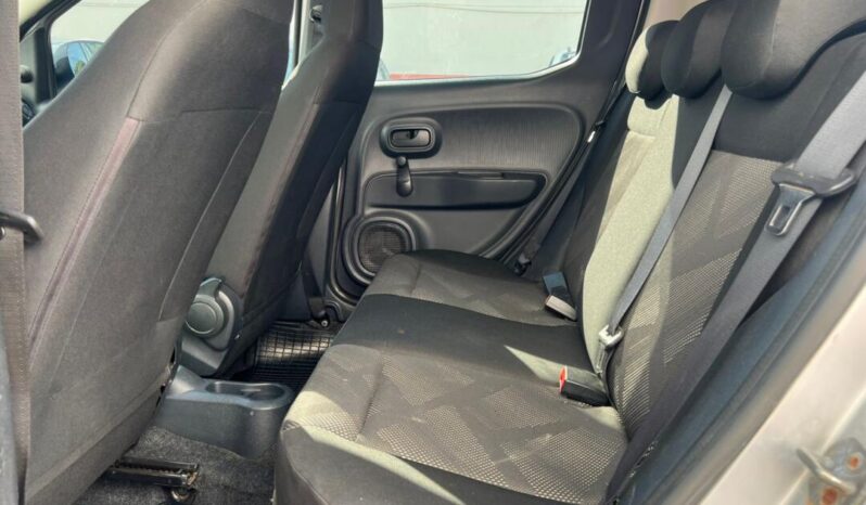 Fiat Mobi completo