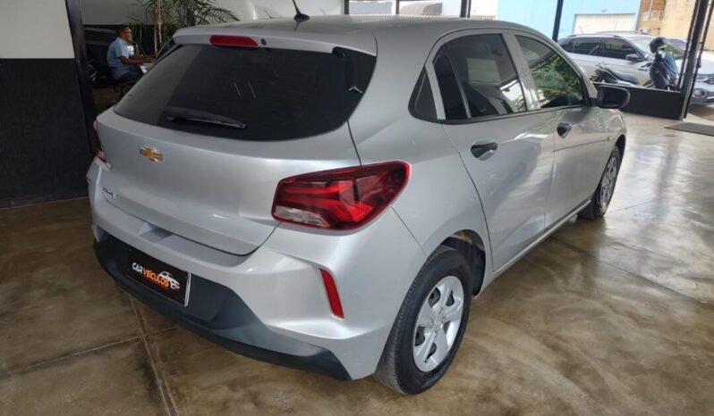 Chevrolet Onix completo