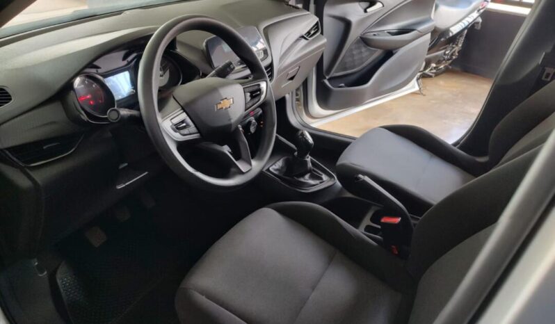 Chevrolet Onix completo
