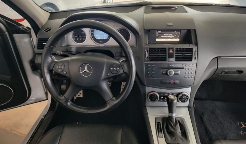 Mercedes-Benz C 280 completo