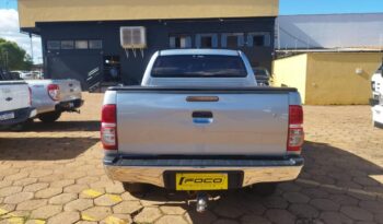 Toyota Hilux completo