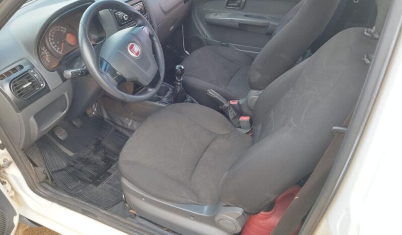 Fiat Strada completo