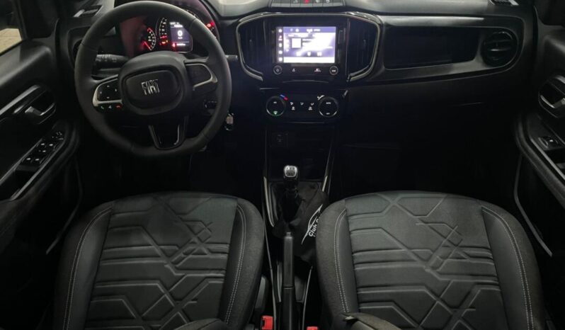 Fiat Strada completo