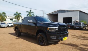 RAM Laramie completo