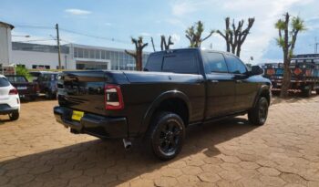 RAM Laramie completo