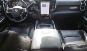 RAM Laramie completo