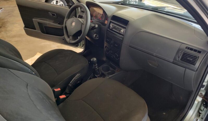 Fiat Strada completo