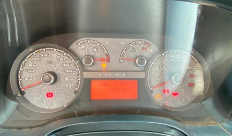 Fiat Strada completo