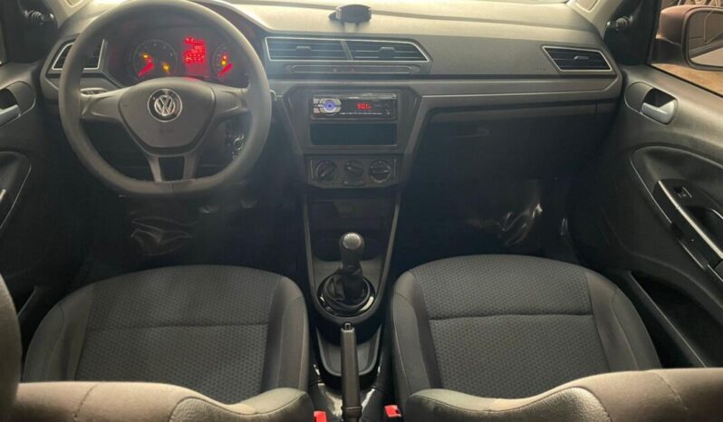 Volkswagen Voyage completo