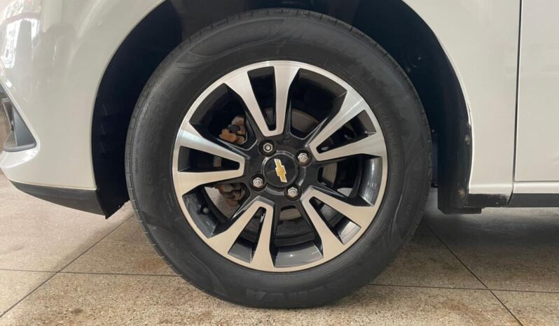 Chevrolet Onix completo