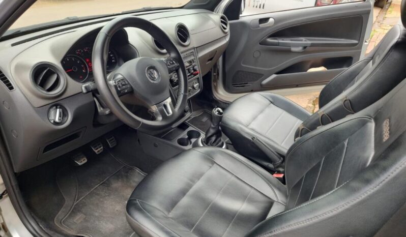 Volkswagen Saveiro completo