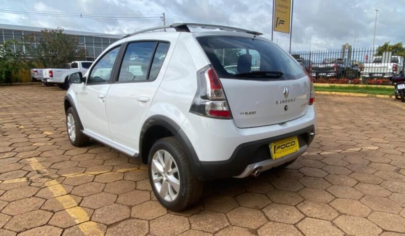 Renault Sandero completo