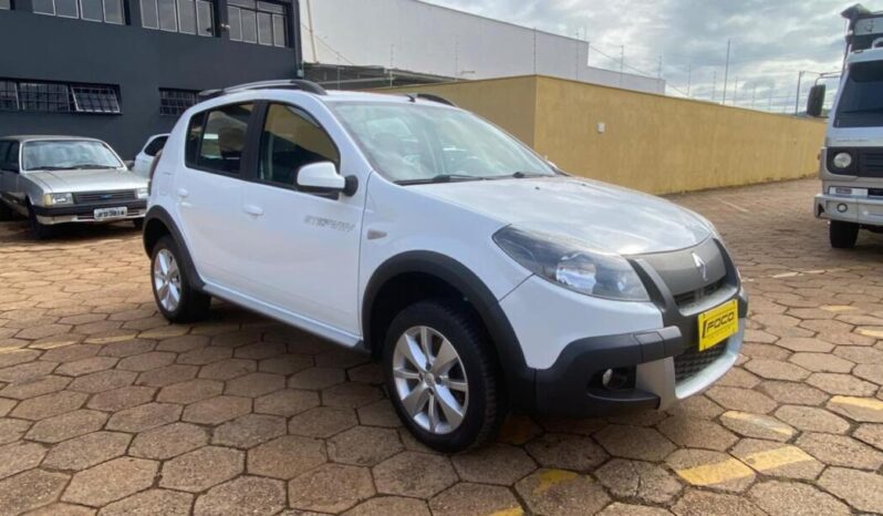 Renault Sandero completo