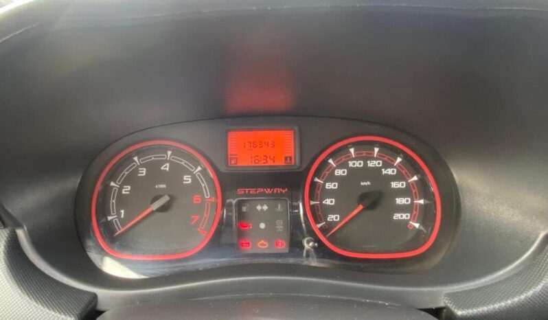 Renault Sandero completo