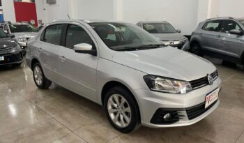 Volkswagen Voyage completo