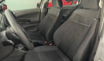 Volkswagen Voyage completo