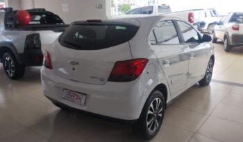 Chevrolet Onix completo