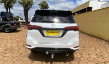 Toyota Hilux SW4 completo