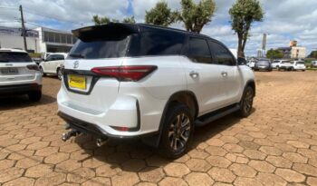 Toyota Hilux SW4 completo