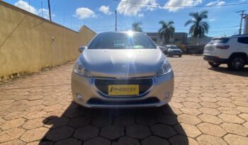 Peugeot 208 completo