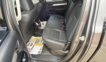 Toyota Hilux completo