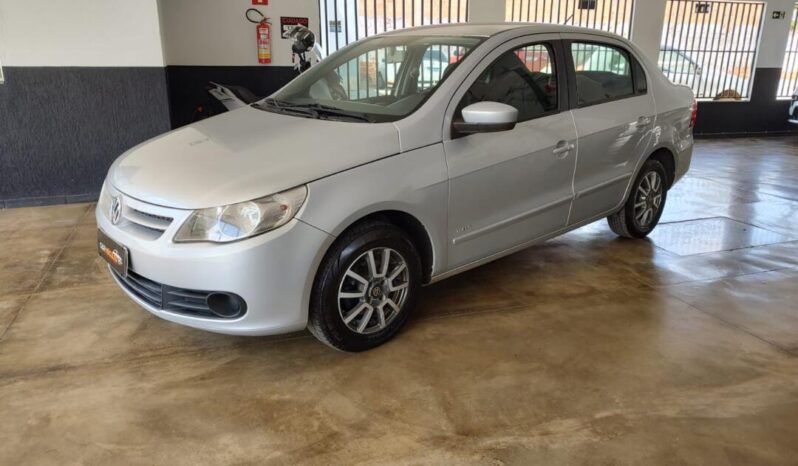 Volkswagen Voyage completo