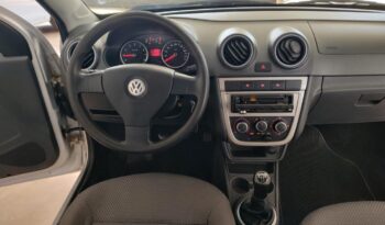 Volkswagen Voyage completo