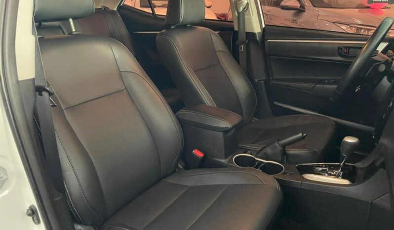 Toyota Corolla completo