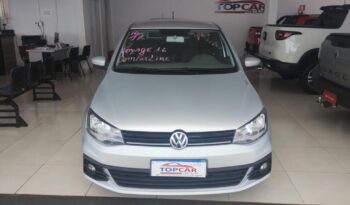 Volkswagen Voyage completo