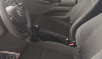 Volkswagen Voyage completo