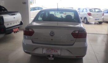 Volkswagen Voyage completo