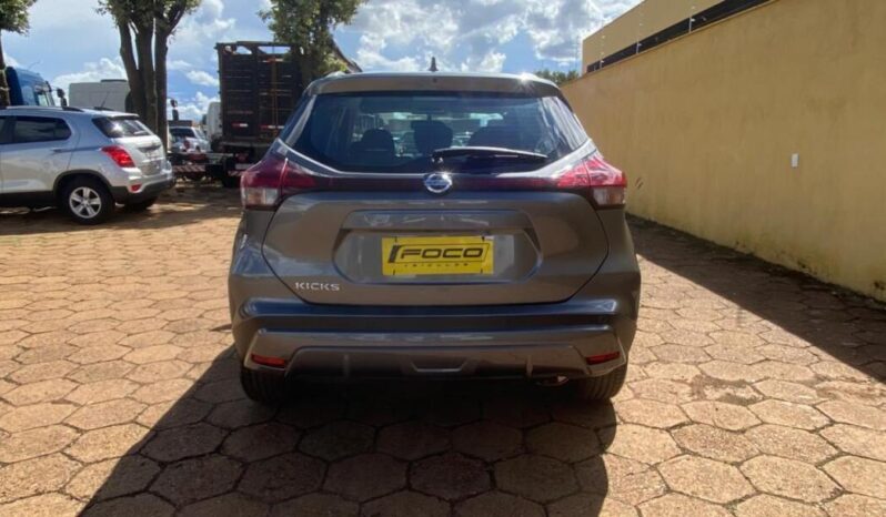 Nissan Kicks completo