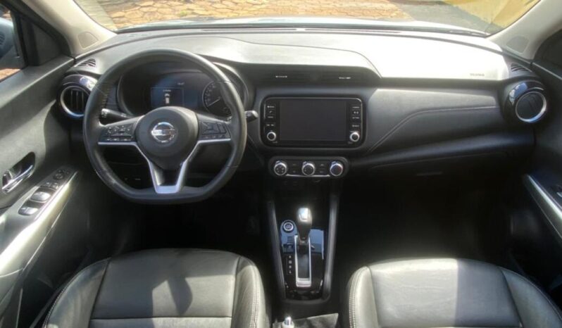 Nissan Kicks completo