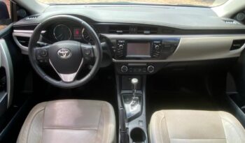 Toyota Corolla completo