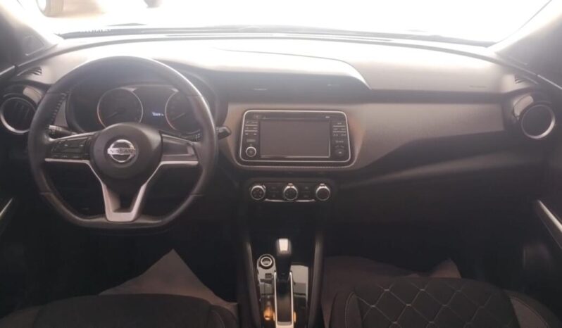 Nissan Kicks completo