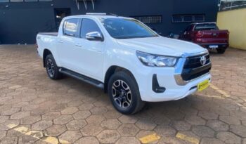 Toyota Hilux completo