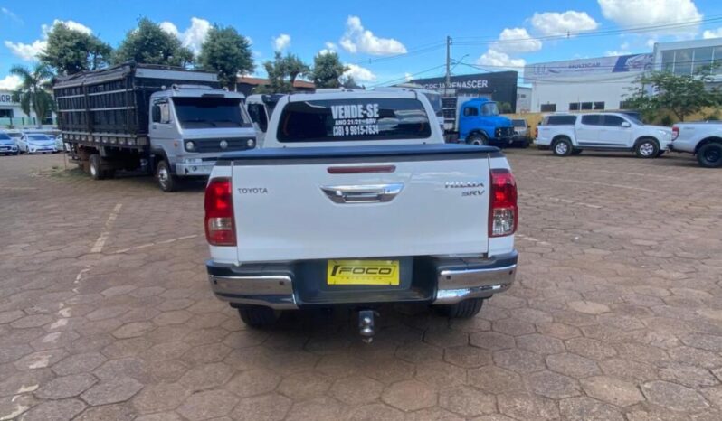 Toyota Hilux completo