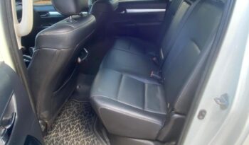 Toyota Hilux completo