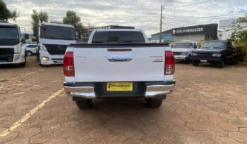 Toyota Hilux completo