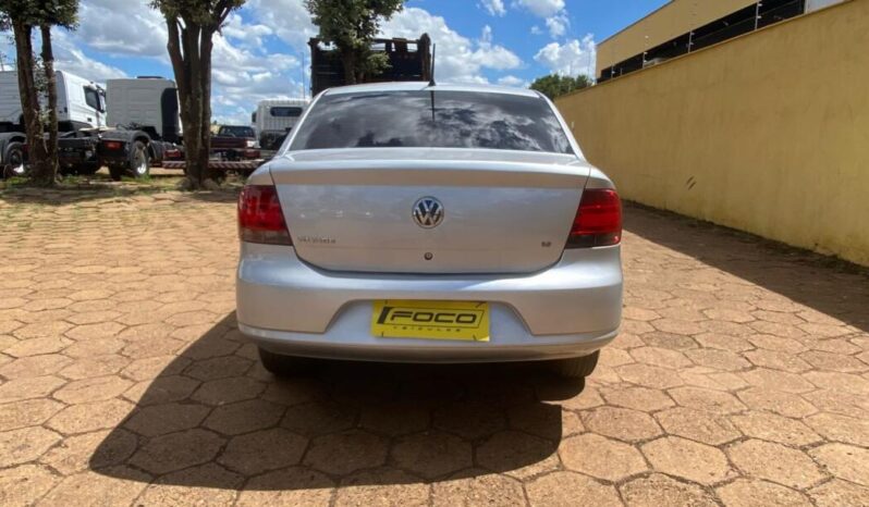 Volkswagen Voyage completo
