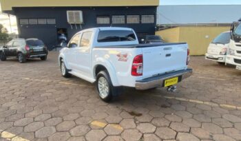 Toyota Hilux completo