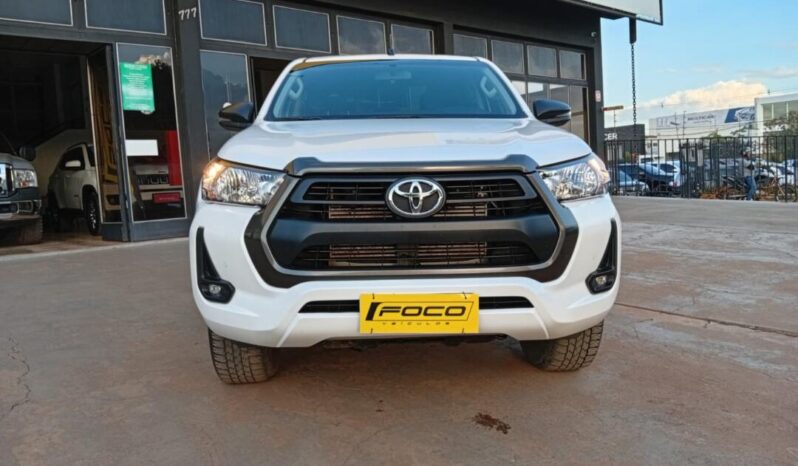Toyota Hilux completo