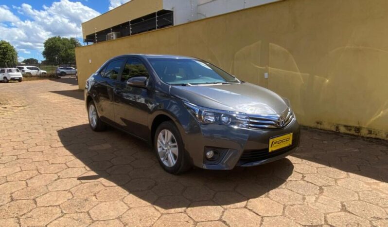 Toyota Corolla completo