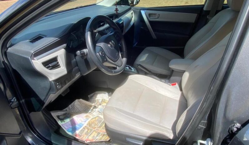 Toyota Corolla completo