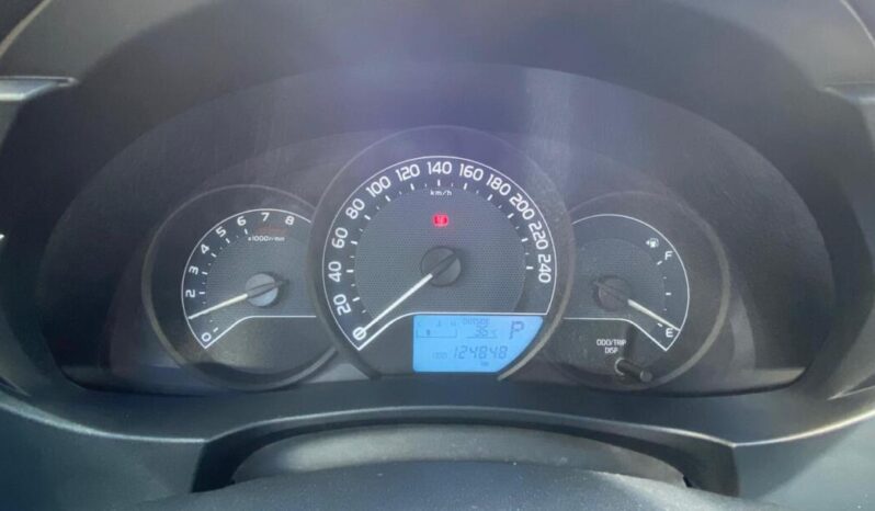 Toyota Corolla completo
