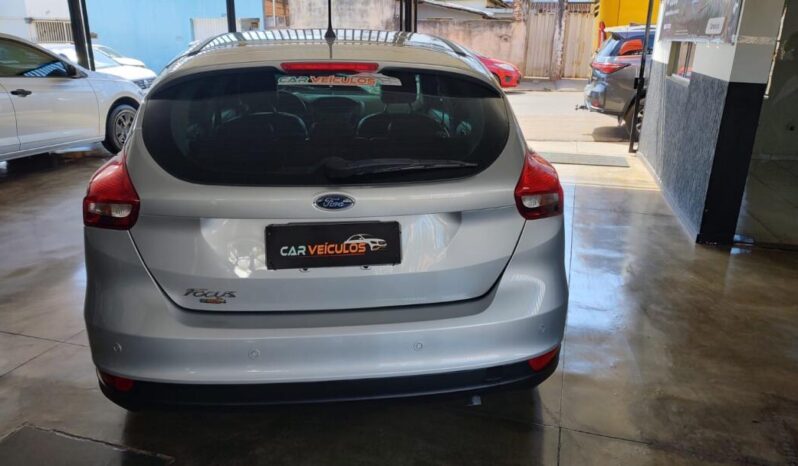 Ford Focus completo